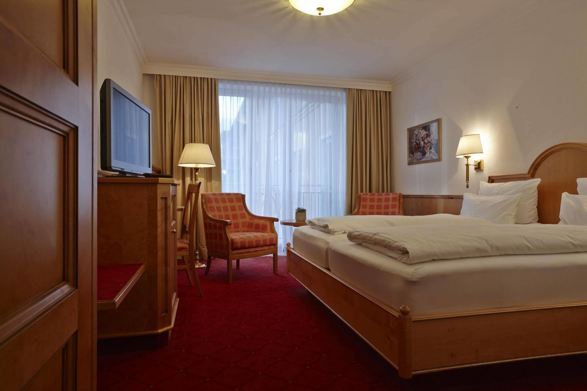 Dehner Blumen Hotel Райн Экстерьер фото
